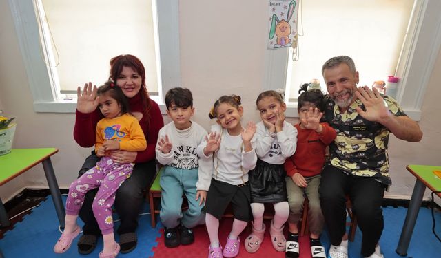 Konak’ta miniklere hayvan sevgisi eğitimi