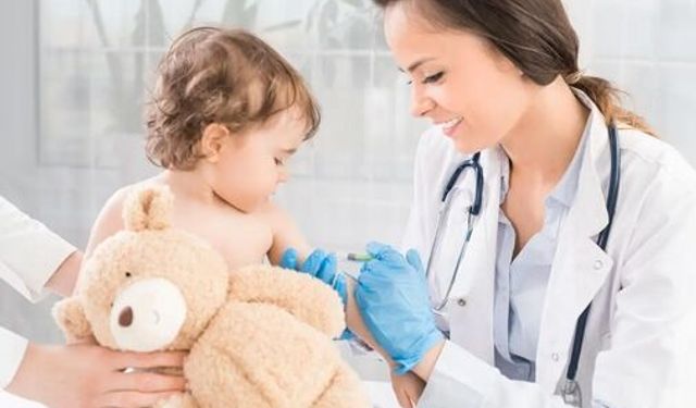 Dr. Paksoy'dan aşı karşıtlarına uyarı: Aşı hayat kurtarır, ihmale gelmez