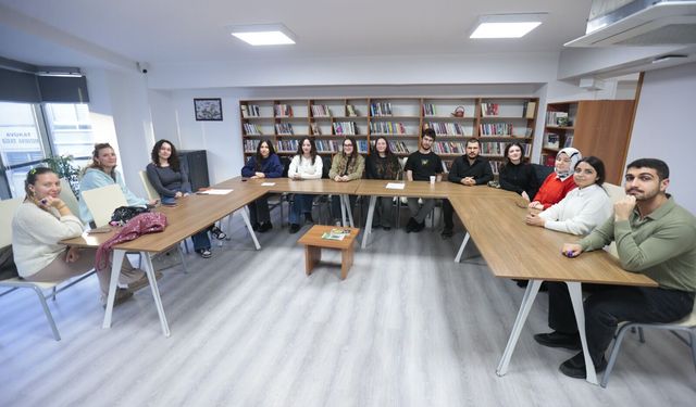 Konak’ta 18-30 yaş arası gençlere ücretsiz yabancı dil kursu