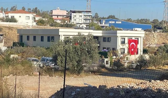Karabağlar’da kaçak tarikat yurdu yine yıkılamayacak!