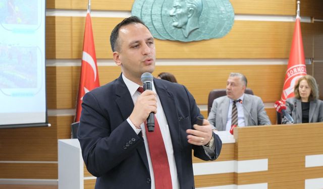 Bornova Meclisi’nde faaliyet raporu krizi: İktidar ve muhalefet karşı karşıya geldi
