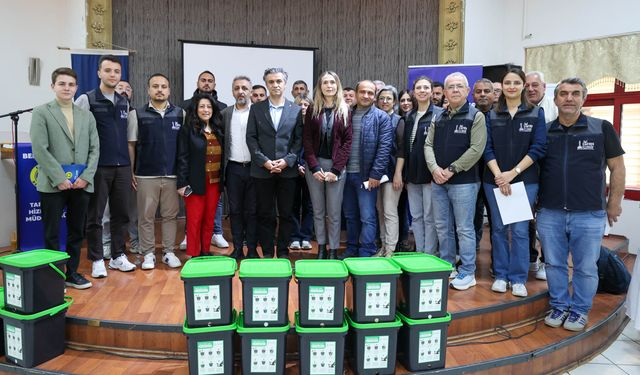 Buca’da sıfır atık için yeni adım: Vatandaşlara bokaşi kompost setleri dağıtıldı