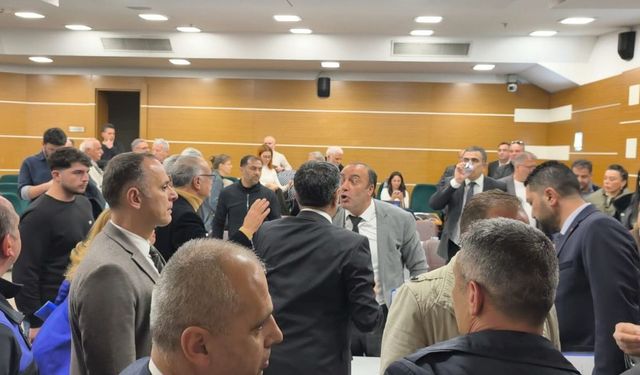 Bornova’da ‘bankamatik’ tartışması patladı!