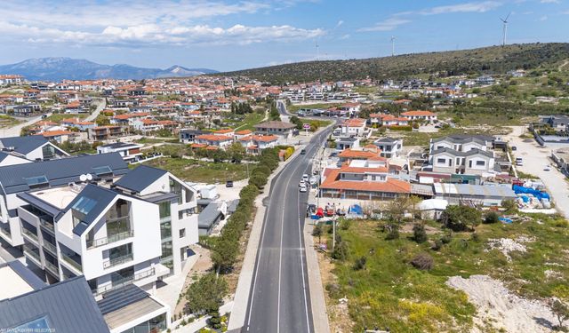 İzmir’de yaz hazırlığı: Çeşme, Urla ve Karaburun’da yollar yenileniyor