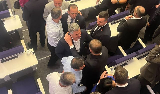CHP fire vermedi: İzmir'in Buca Belediye Başkan Vekili Hüseyin Benzer oldu!