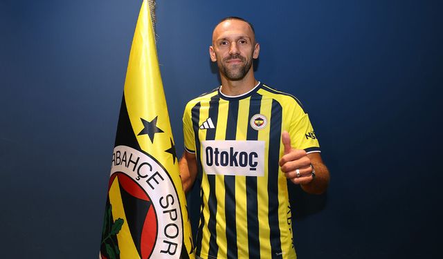 Fenerbahçe, transfer çalışmalarına hız verdi: Vedat Muriqi ile 3 yıllık sözleşme!