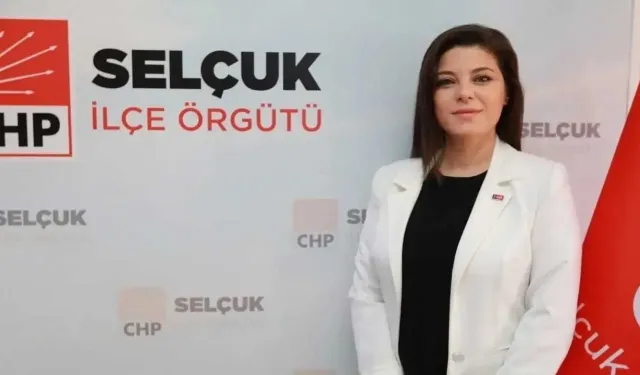 CHP İzmir’in tek kadın ilçe başkanı İpek Onbaşıoğlu istifa etti!