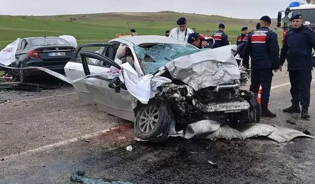 Ankara'da katliam gibi kaza! Ölenlerden ikisi çocuk..