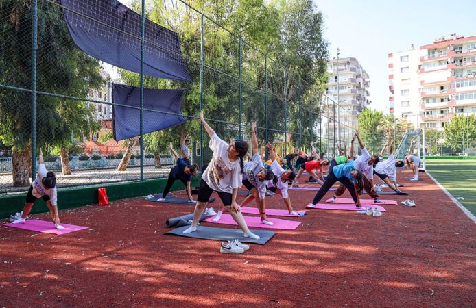 Matını alan sahile çıkacak: Karşıyaka’da 4 noktada ücretsiz spor zamanı