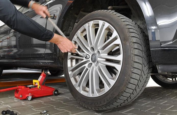 Otomobil lastiği üreten firmalara soruşturma: 7 markaya ceza kesildi!