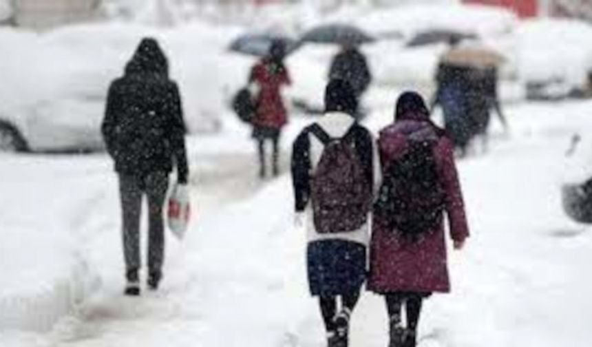 6 Şubat 2023 İstanbul'da okullar tatil mi? Yarın İstanbul'da kar tatili var mı?