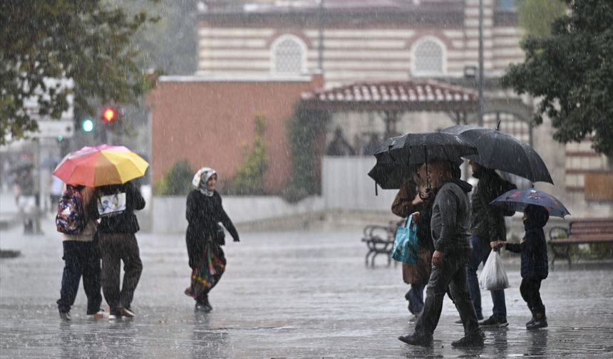 Meteorolojiden çok sayıda bölgeye sağanak uyarısı