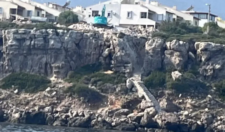 Fokların yuvası, kaçak yapıya dönüştü: İzmir’deki o kıyı alanı tahrip edildi!