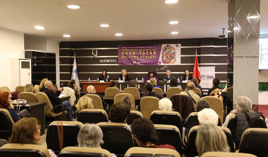 İzmirli kadınlar edebiyat ve dayanışma çatısı altında buluştu