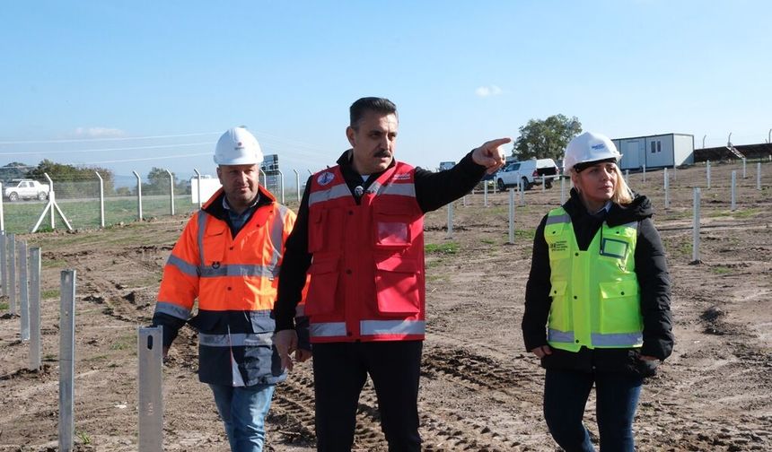 Dikili Belediyesi’nden temiz enerji hamlesi: GES projesinde inşaat başladı