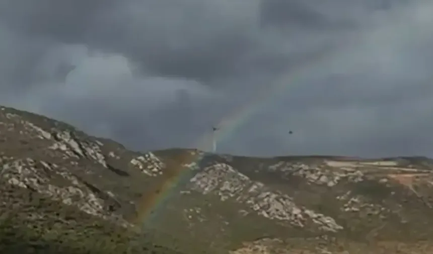 İzmir’de gökkuşağının altından geçmeye çalışan dron pilotu viral oldu