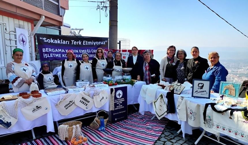 Bergama’da kadın kooperatifinden çevreci hamle: Naylon poşete karşı örgü file dönemi