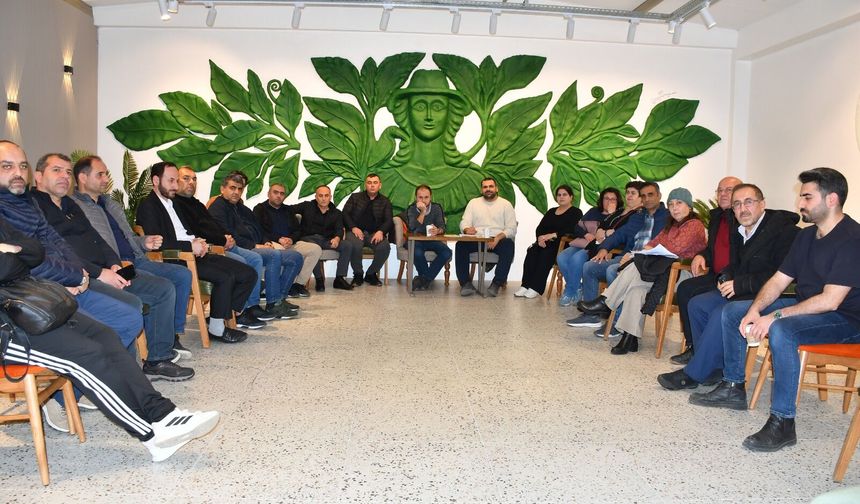 Kemalpaşa'da ZEN yapı mağdurları isyanda: Ev hayalleri kabusa dönen yüzlerce aile hak arıyor!