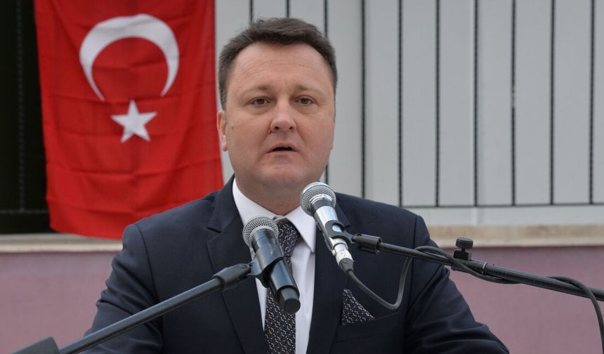 Menemen eski Belediye Başkanı Aksoy'un zimmet davasında karar netleşti: 2 yıl 6 ay hapis kararı