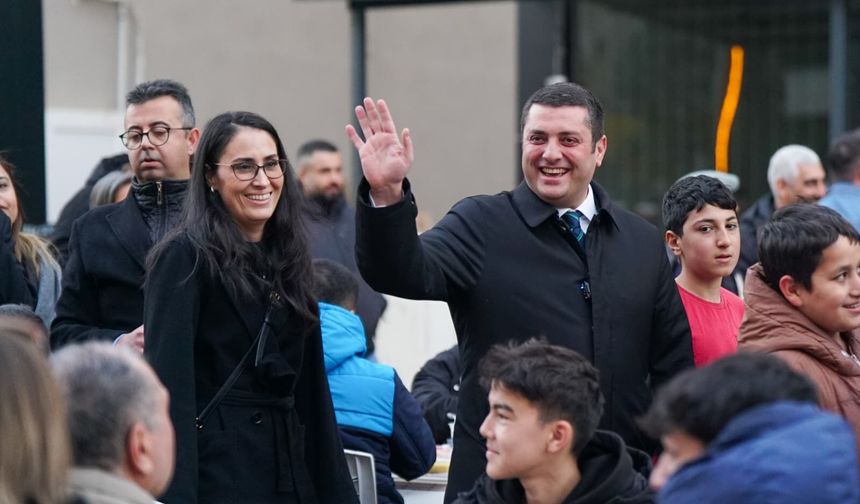 Torbalı’da Ramazan dayanışması: 850 çocuğa bayramlık, 6 bin haneye destek