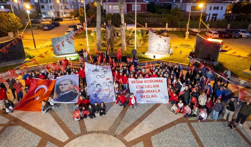 Çocukların bayramı Güzelbahçe’de renkli görüntülere sahne oldu