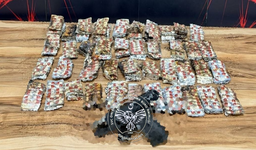 İzmir'deki ev yangınında uyuşturucu madde ele geçirildi: 10 gözaltı