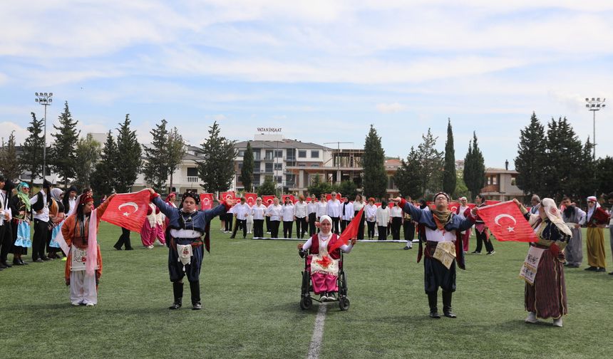 Seferihisar’da 19 Mayıs coşkusu gün boyu sürdü