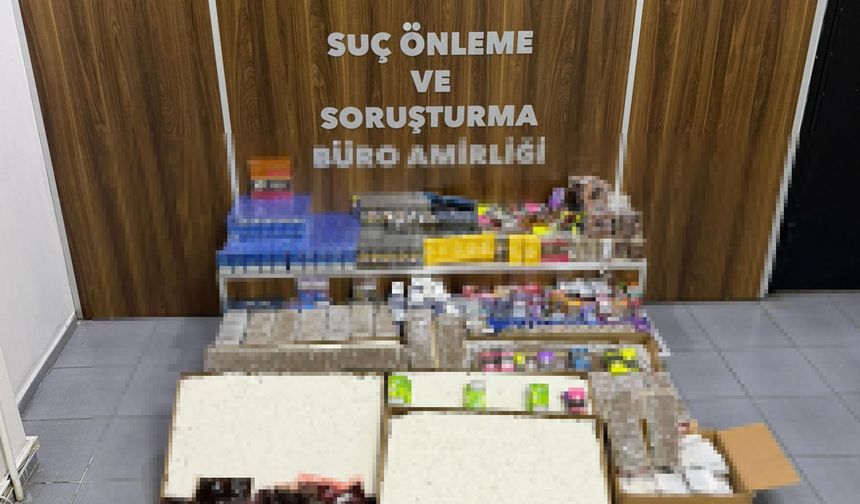 İzmir’de depoya baskın: Binlerce kaçak sigara ele geçirildi