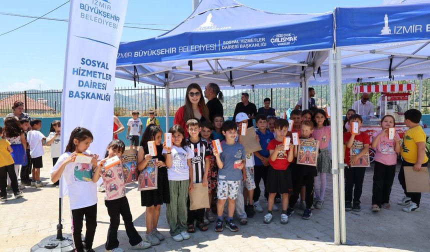Büyükşehirden öğrencilere sanat ve kitap dolu karne günü