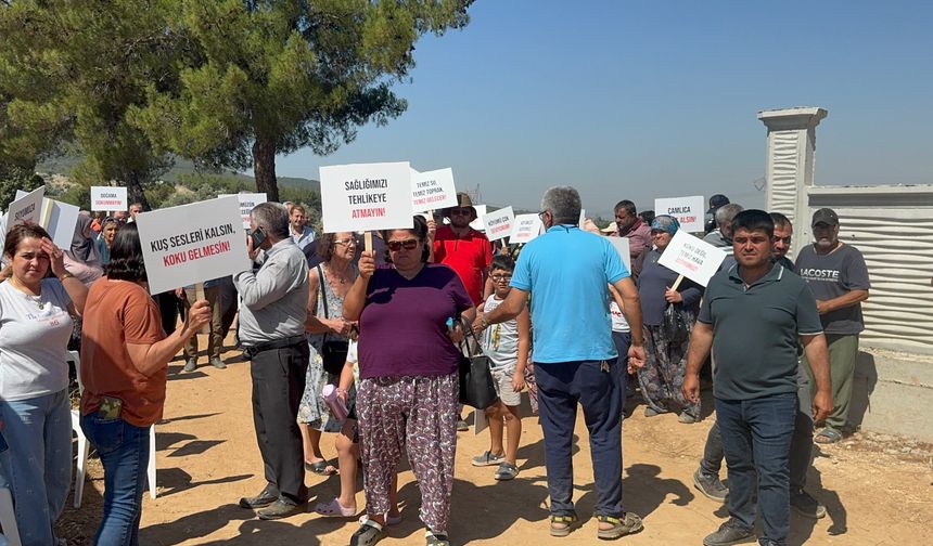 Torbalı’da tavuk çiftliği projesine mahallelilerden tepki