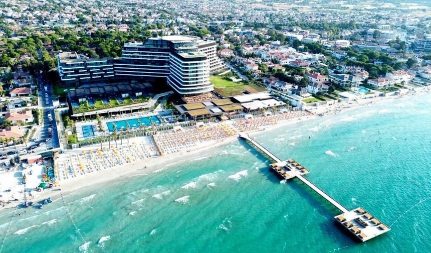 Çeşmeli turizmcilerden “oteller boş” iddiasına yanıt: Doluluk yüzde 90’a ulaştı