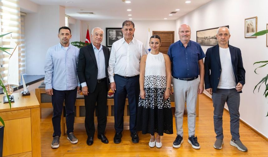 Seferihisar Belediye Başkan Vekili Fuat Gümüş'ten ilk ziyaret Başkan Tugay'a