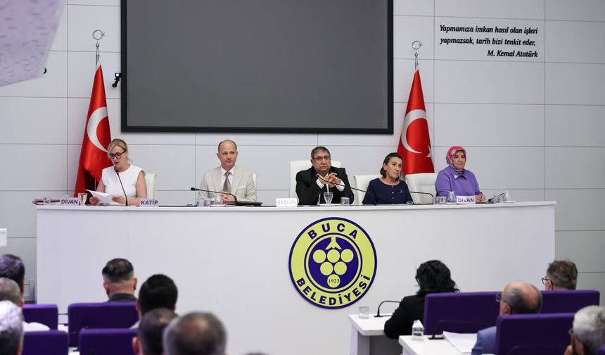 Buca’nın çınarlarına 3. Yaş Üniversitesi geliyor