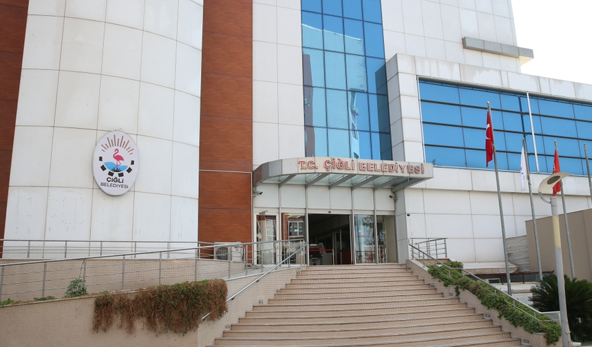 Çiğli Meclisi’nde soruşturma izni gerilimi: Sayı tartışması büyüdü, 33 kişi mi, 3-4 kişi mi?