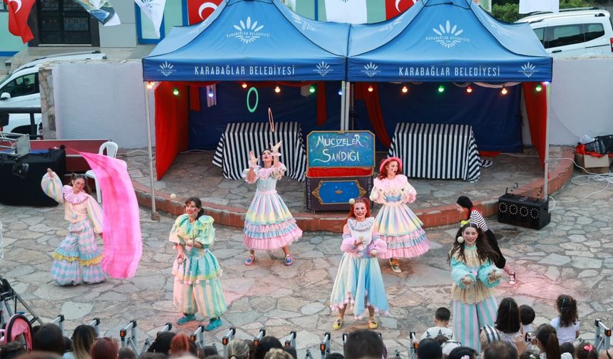 Karabağlar’da çocuk şenliği başladı, sıradaki durak Uzundere
