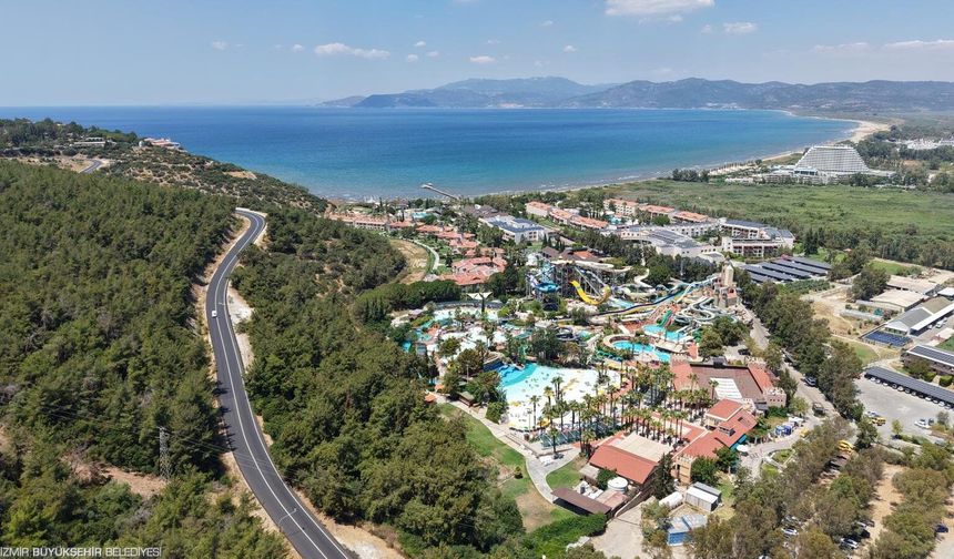 Selçuk’ta turizm yolu yenilendi: Efes ile Pamucak’ı bağlayan 9 kilometrelik yol yenilendi