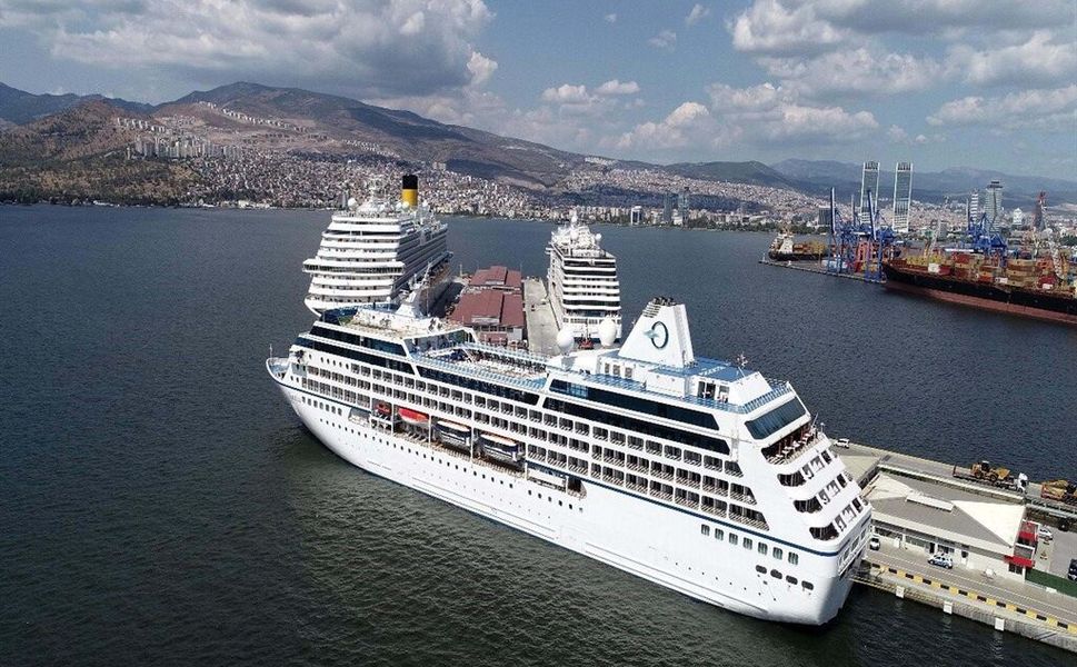 Ege, kruvaziyer turizminin lokomotifi oldu! Yolcuların üçte ikisi bu limanlardan giriş yaptı