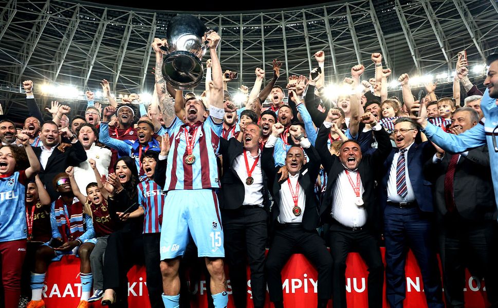 Ziraat Türkiye Kupası'nda şampiyon Trabzonspor: Bordo-mavililer, 10. kez kupayı müzesine götürdü!