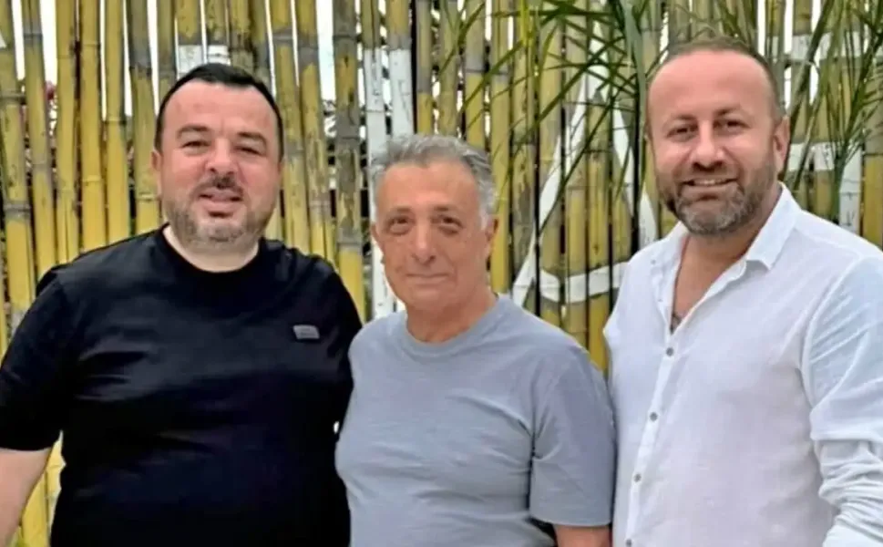 Altay’da yoğun trafik: Ahmet Nur Çebi, İzmir temaslarını sürdürüyor