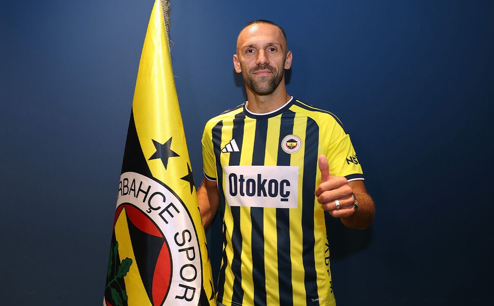 Fenerbahçe, transfer çalışmalarına hız verdi: Vedat Muriqi ile 3 yıllık sözleşme!