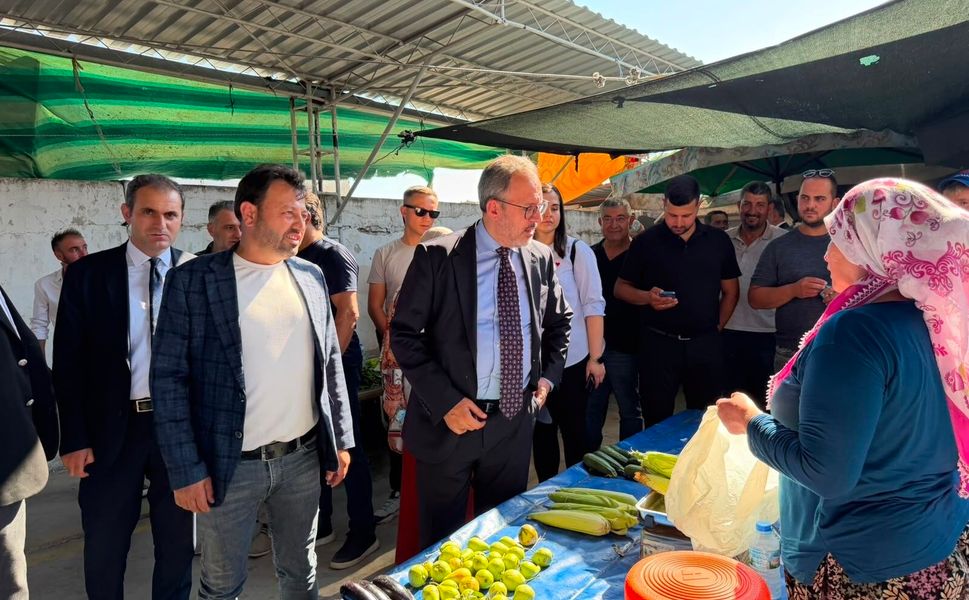 Muharrem Kasapoğlu Bayındır’da esnaf ve üreticileri dinledi
