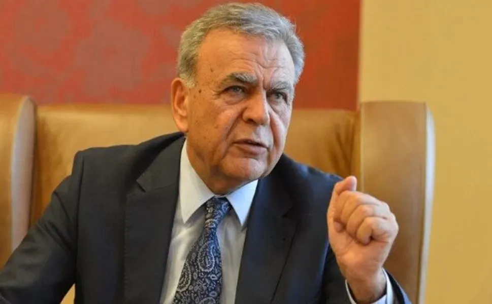Aziz Kocaoğlu CHP'den istifa etti: Ayrılığın geçici olduğunu söyledi