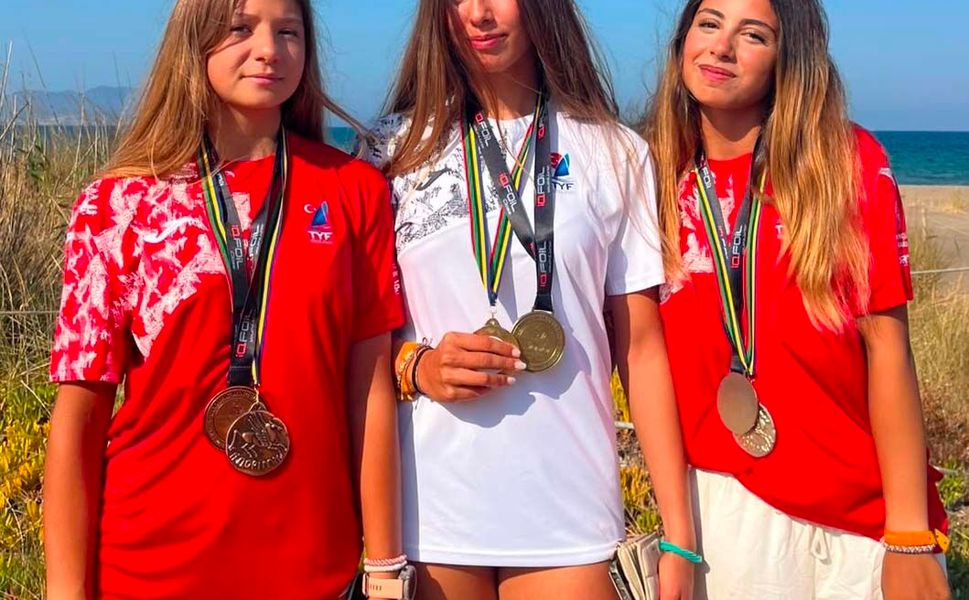 İzmirli genç sporcular dünya şampiyonasına damga vurdu: İki dünya şampiyonluğu ve bir üçüncülük