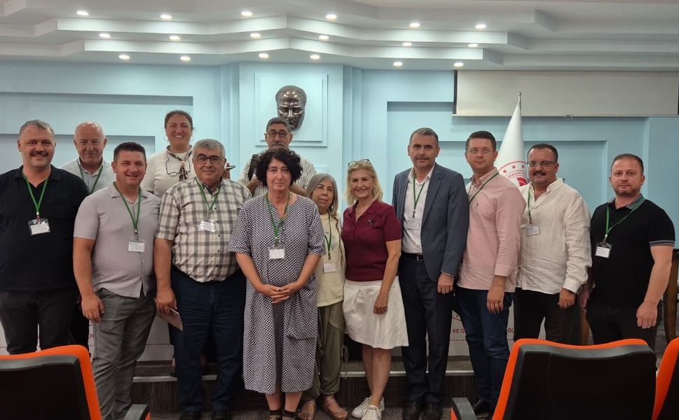 İzmir Köy-Koop’tan Solakoğlu’na tepki: Üreticiyi zan altında bırakmayın