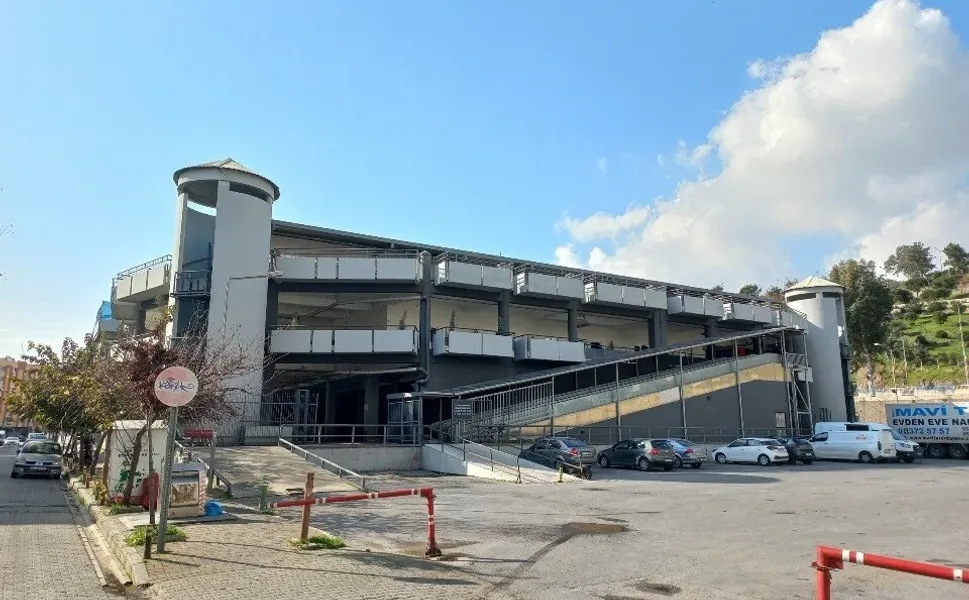 Karşıyaka Belediyesi'nden anlamlı adım! Reşat Leblebicioğlu'nun adı yaşatılacak