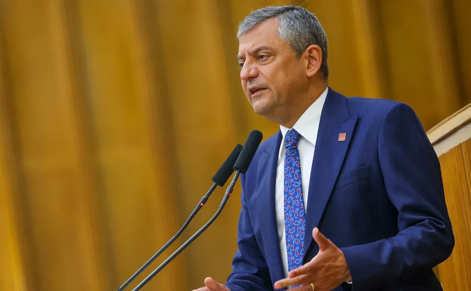 'Yeni parti' için yoğun gündem: Özel, peş peşe toplantılar yapacak