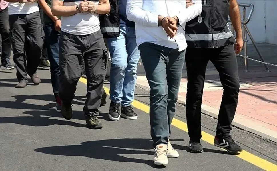Yeni nesil suç örgütlerine İzmir dahil 12 ilde eş zamanlı operasyon