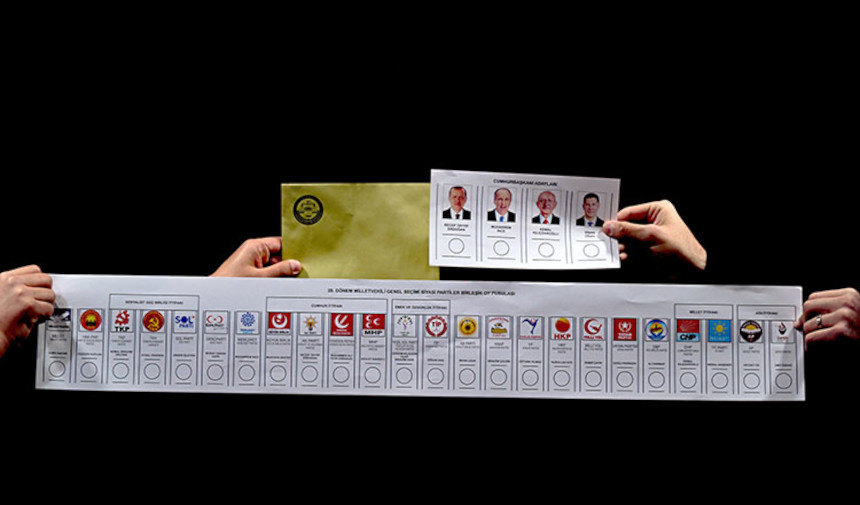 14 Mayıs'ta birinci turu yapılan Cumhurbaşkanlığı seçimlerinin ikinci turuna sayılı günler kaldı. 28 Mayıs'ta sandık başına gidecek, seçmen Türkiye'nin yeni cumhurbaşkanını seçmeye hazırlanıyor.