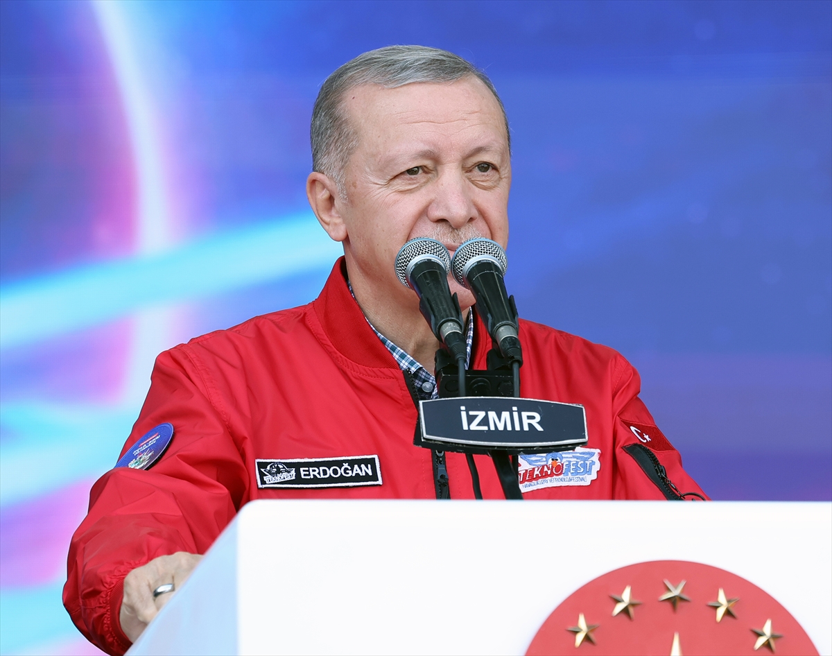 AA-20230929-32271973-32271972-CUMHURBASKANI_ERDOGAN_TEKNOFEST_IZMIRDE