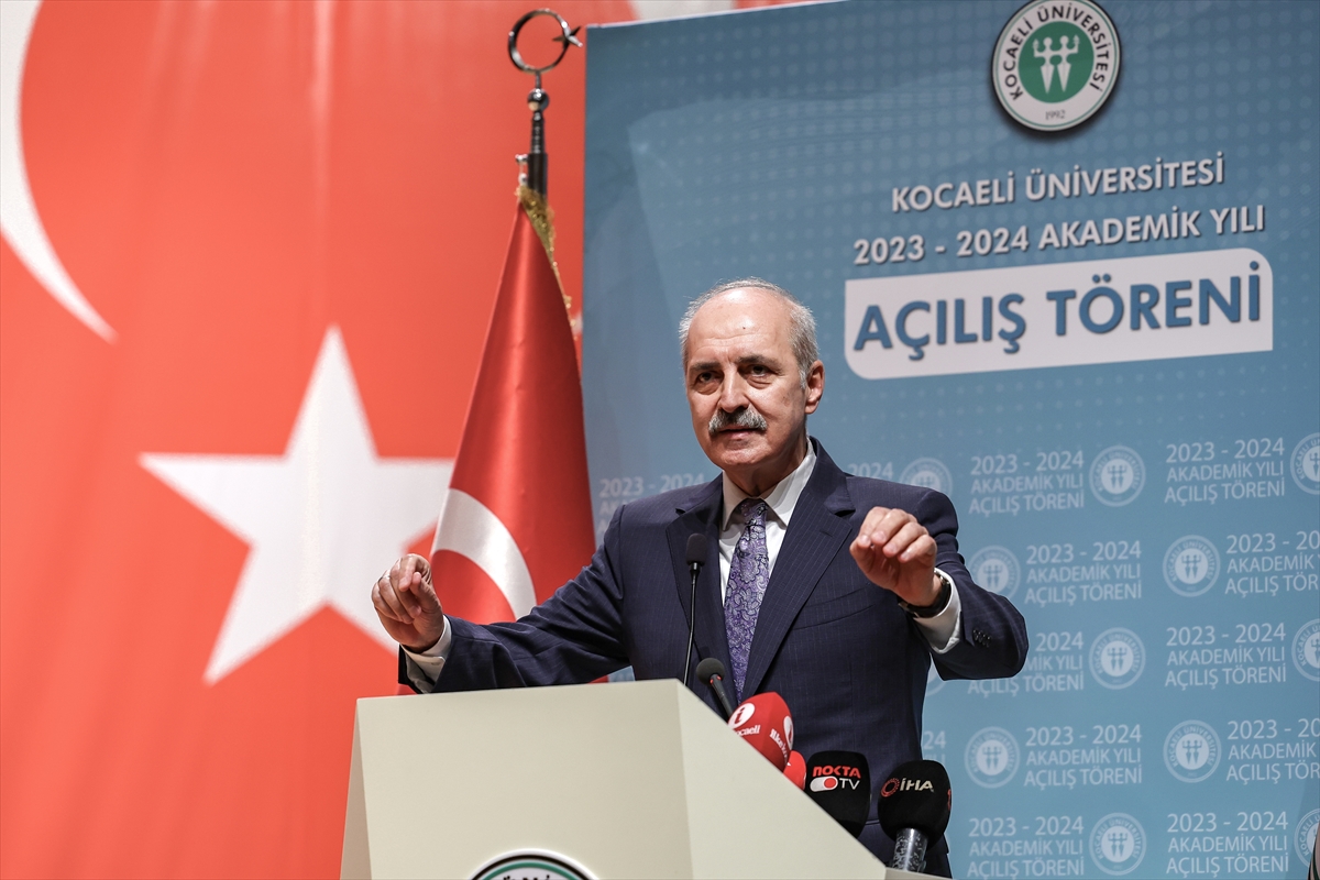 AA-20231019-32455465-32455462-TBMM_BASKANI_KURTULMUS_KOCAELI_UNIVERSITESI_AKADEMIK_YIL_ACILISINDA_KONUSTU